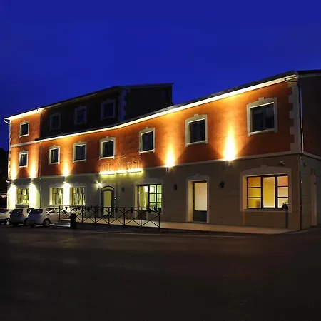 Dei Conti Hotel Castelnuovo di Val di Cecina